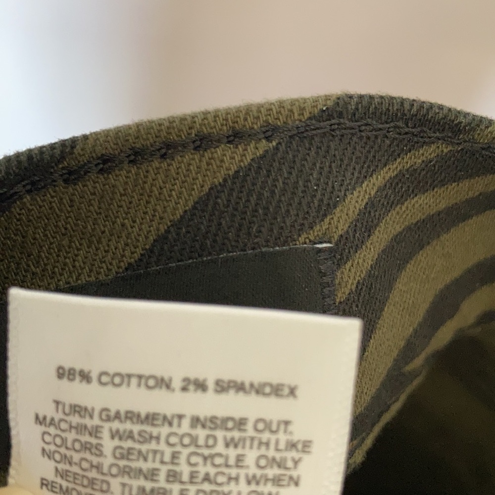 Express super high rise straight olive green black zebra animal print jean 0 - Picture 16 of 16